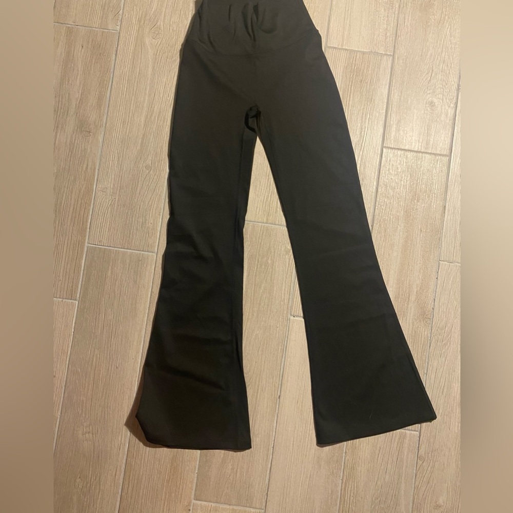 Black Flare leggings